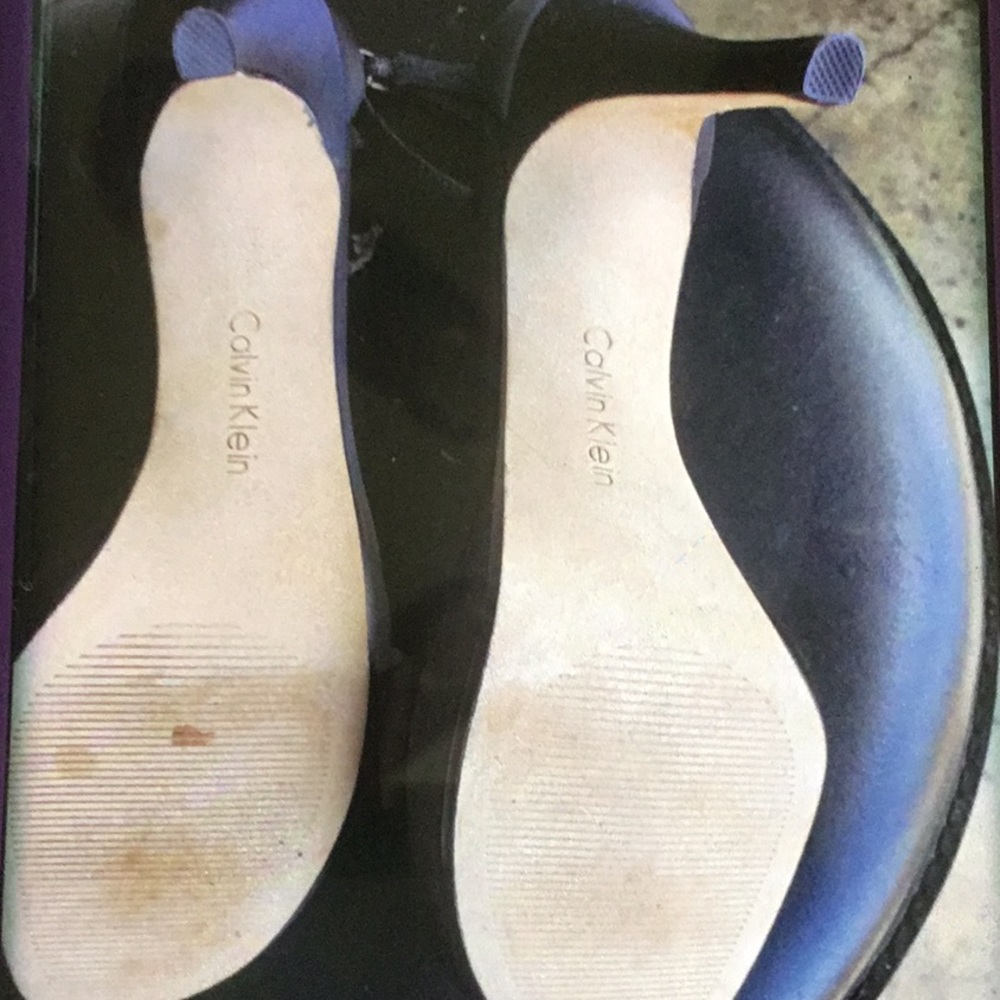 Heels - Picture 7 of 9